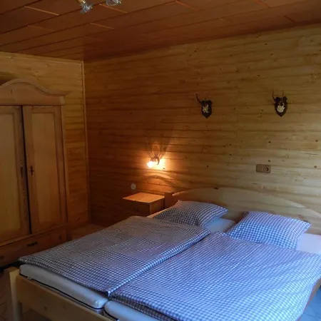 Haus Am Wald 슈타인도르프암오시아쳐시